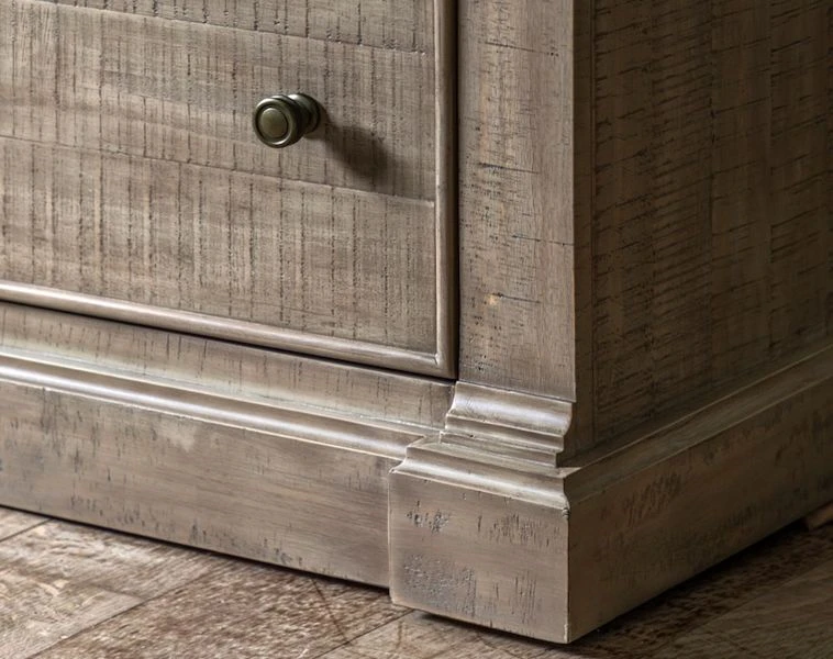 Vancouver 7 Drawer Chest